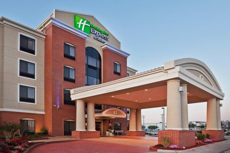 Holiday Inn Express & Suites Port Huron, An Ihg Hotel Екстериор снимка